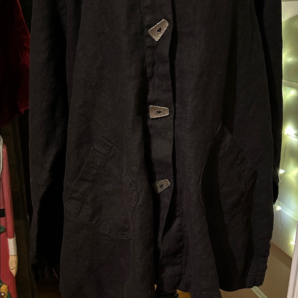 J. Jill Black LINEN Blazer with Unique Button Design - Picture 6 of 6